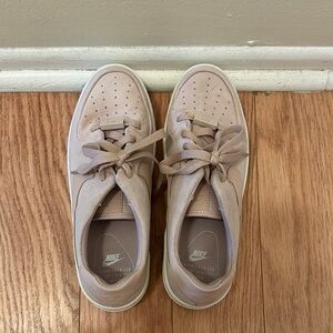 Nike Air Force 1 Sage Low